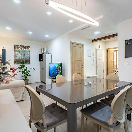 Ferienwohnung Central Luxury Flat With Free Parking Valencia Exterior foto