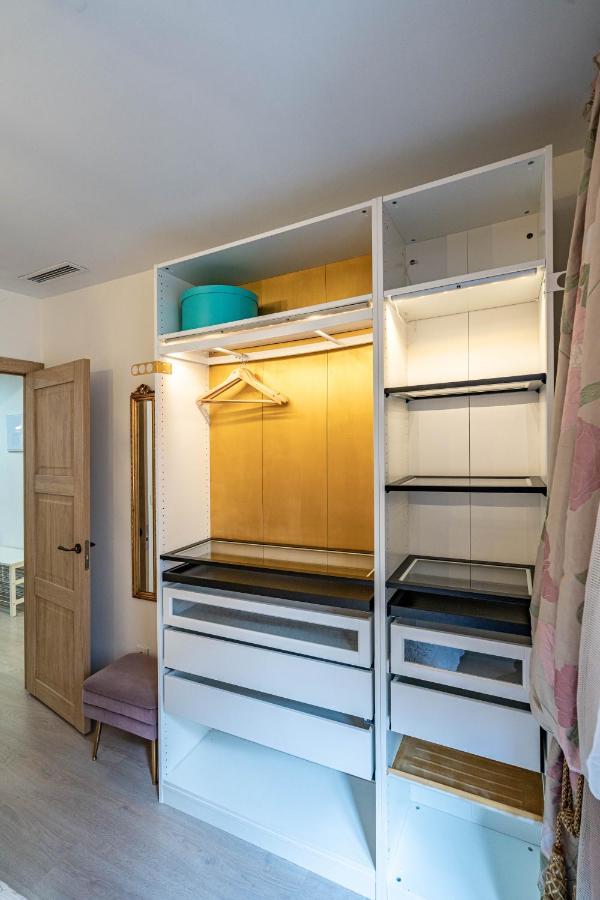Ferienwohnung Central Luxury Flat With Free Parking Valencia Exterior foto