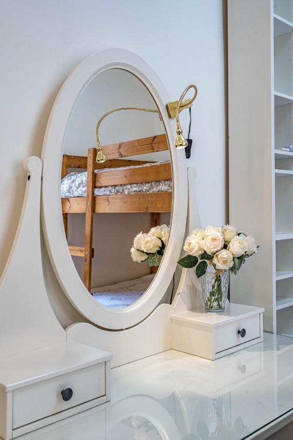 Ferienwohnung Central Luxury Flat With Free Parking Valencia Exterior foto