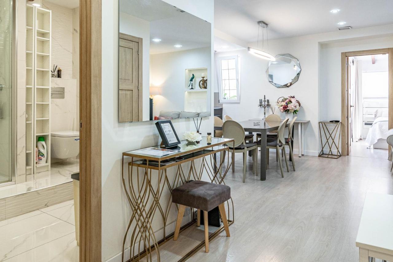 Ferienwohnung Central Luxury Flat With Free Parking Valencia Exterior foto